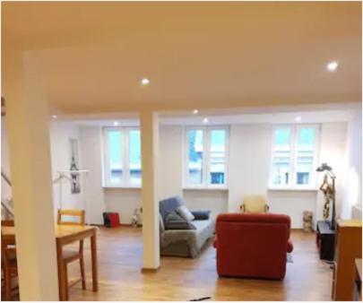 Charmant Duplex A 200M De La Cathedrale Apartment Лиеж Екстериор снимка