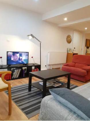 Charmant Duplex A 200M De La Cathedrale Apartment Лиеж Екстериор снимка