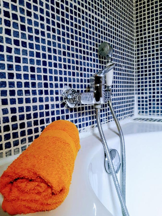 Charmant Duplex A 200M De La Cathedrale Apartment Лиеж Екстериор снимка