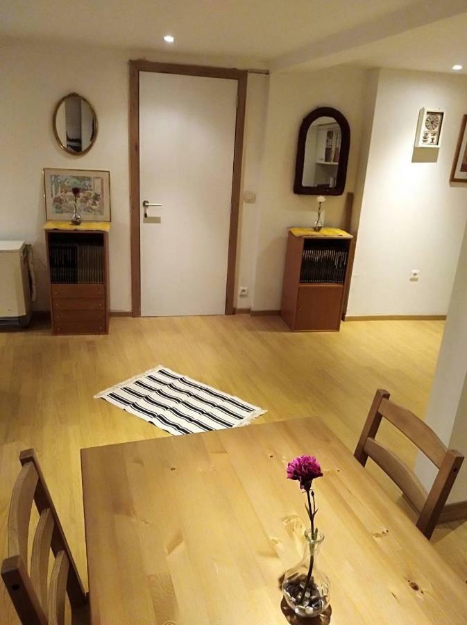 Charmant Duplex A 200M De La Cathedrale Apartment Лиеж Екстериор снимка